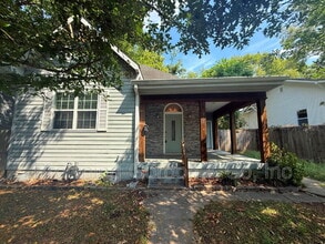 Building Photo - 1113 Pennock Ave