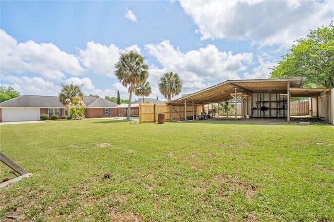 Building Photo - 3709 Seleste Dr