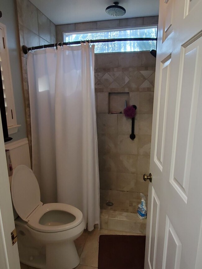 Building Photo - 6 Club Course Ln