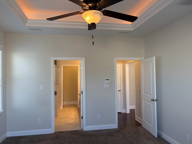 Building Photo - 5081 Bird Nest Trl