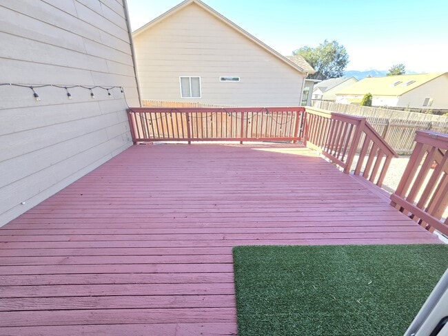 Building Photo - 4280 Solarglen Dr