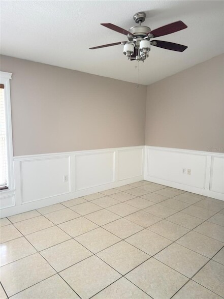 Building Photo - 6303 Little River Dr