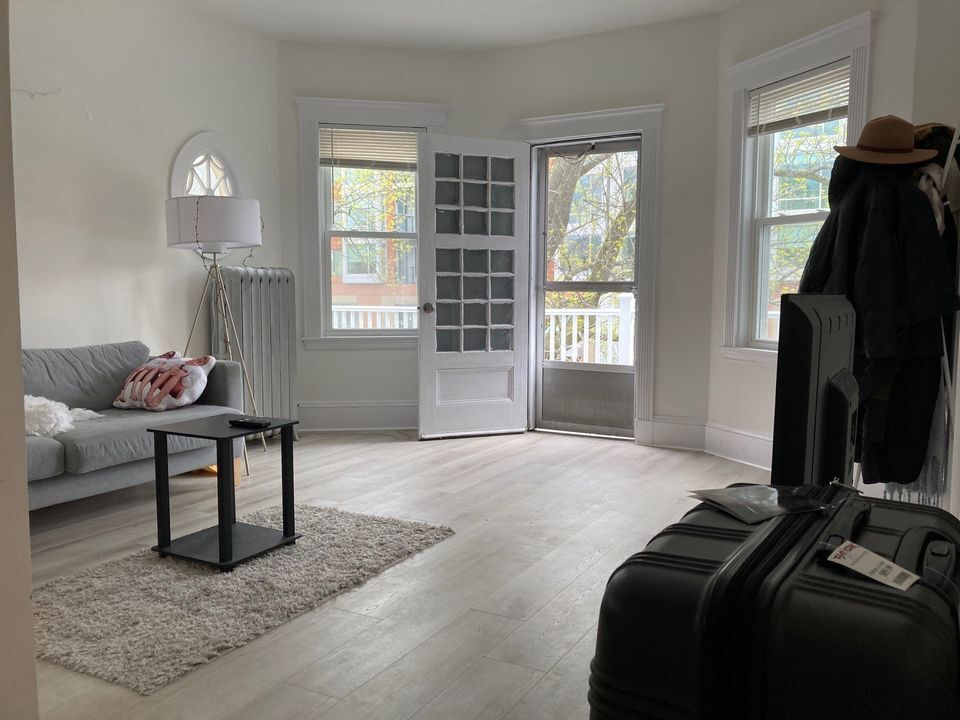 Building Photo - 148 Washington St