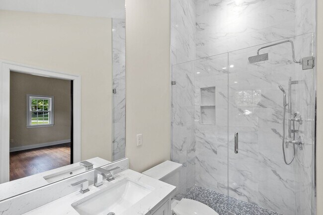 Building Photo - Renovated Ranch in North Wlmington