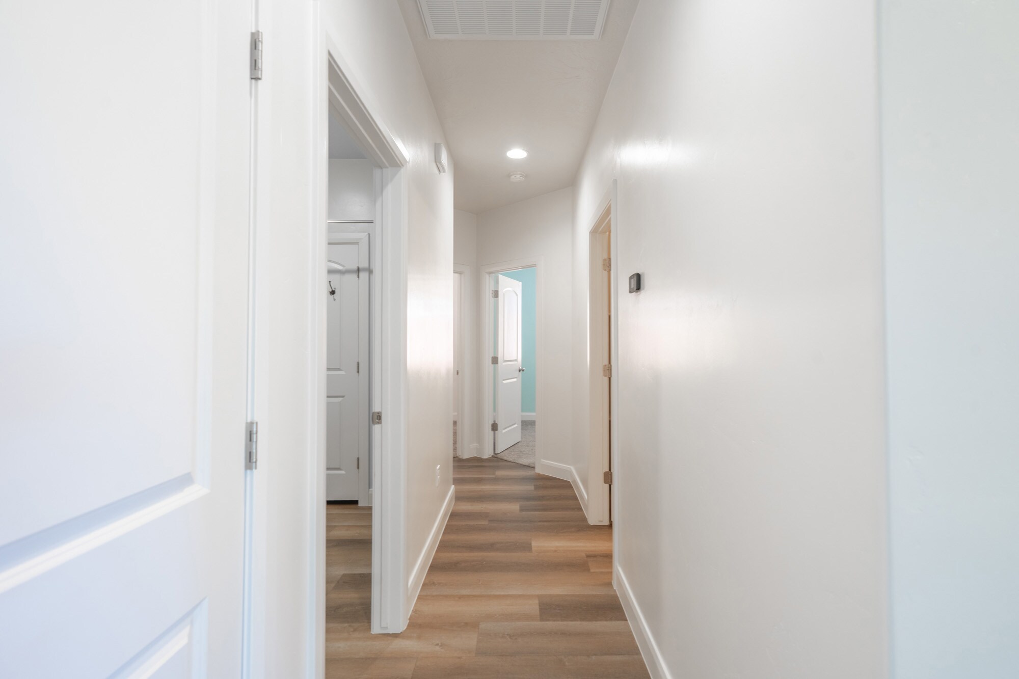 Building Photo - 3158 E Fuchsia Dr