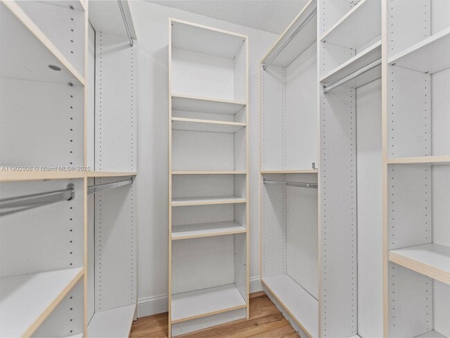 Building Photo - 9947 NW 47th Terrace