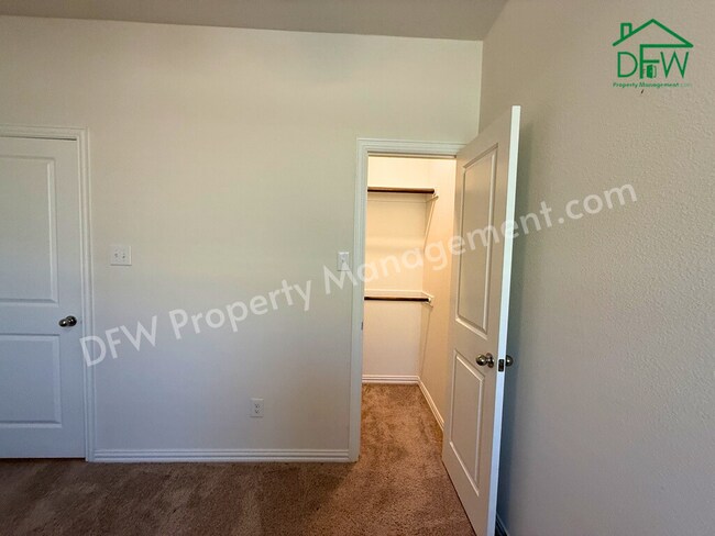 Building Photo - Spacious 4-Bedroom Home for Lease in Princeton!