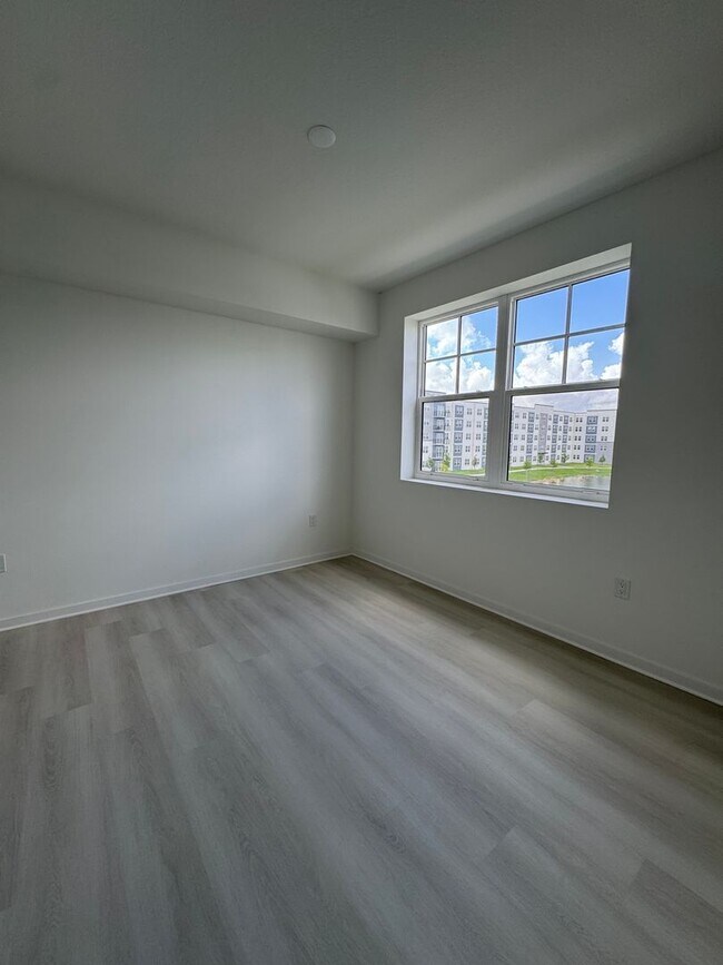 Building Photo - Cozy condo for Lease