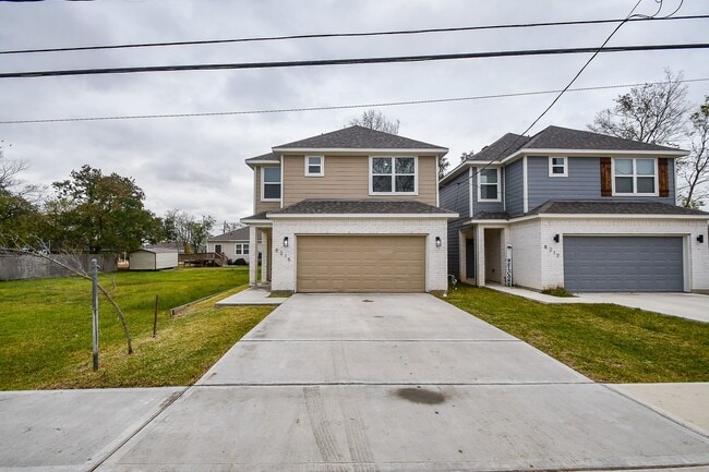 Building Photo - 8215 Bonaire St