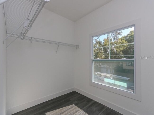 Building Photo - Stunning Home in College Park; Upgraded Fi...