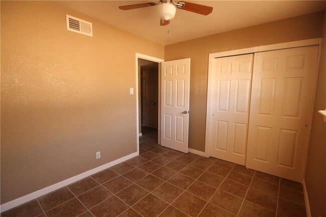 Building Photo - 10804 Gloster Ct
