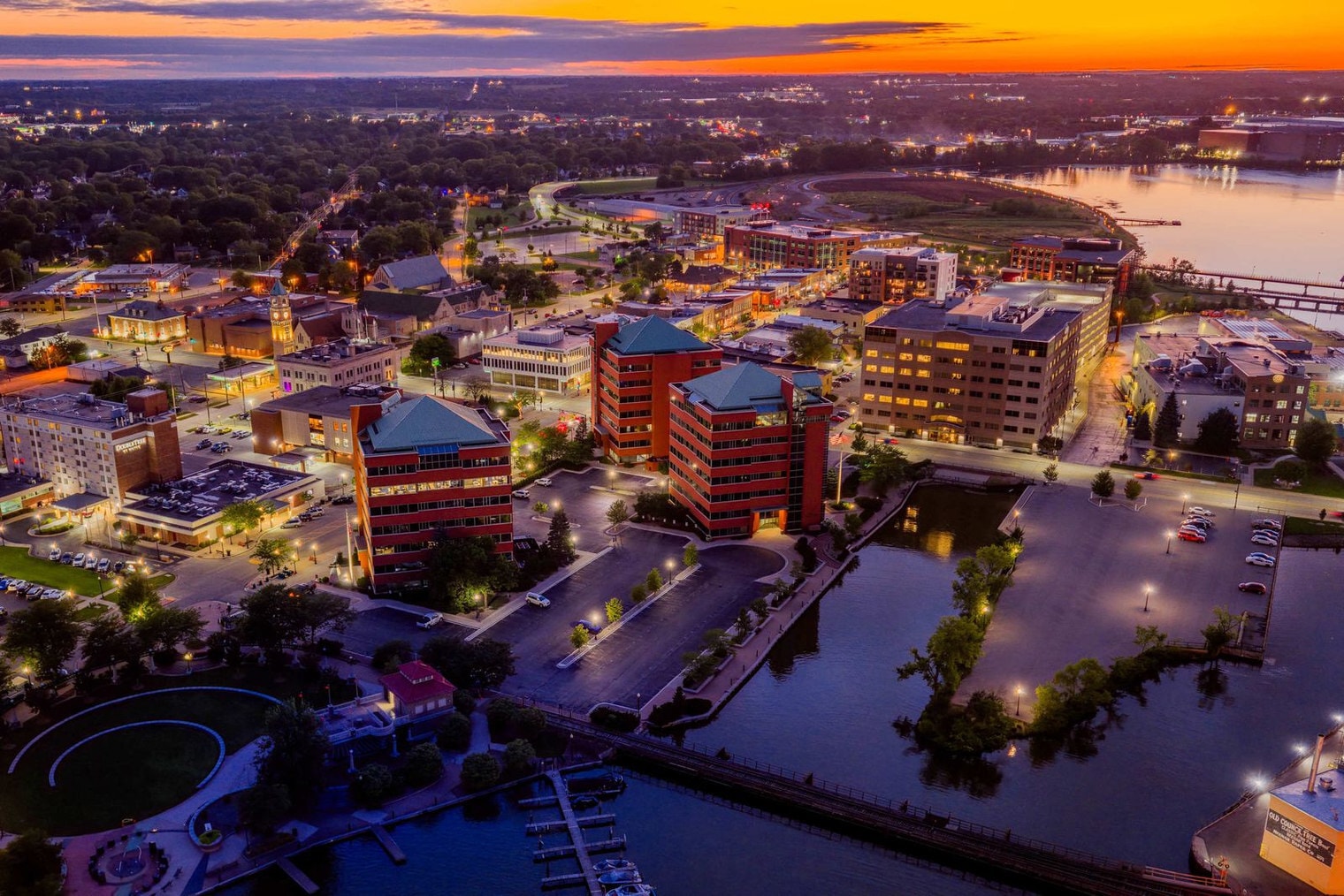 Building Photo - 125 W Wisconsin Ave
