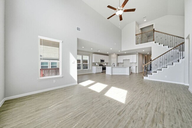 Building Photo - 12071 Pitcher Rd