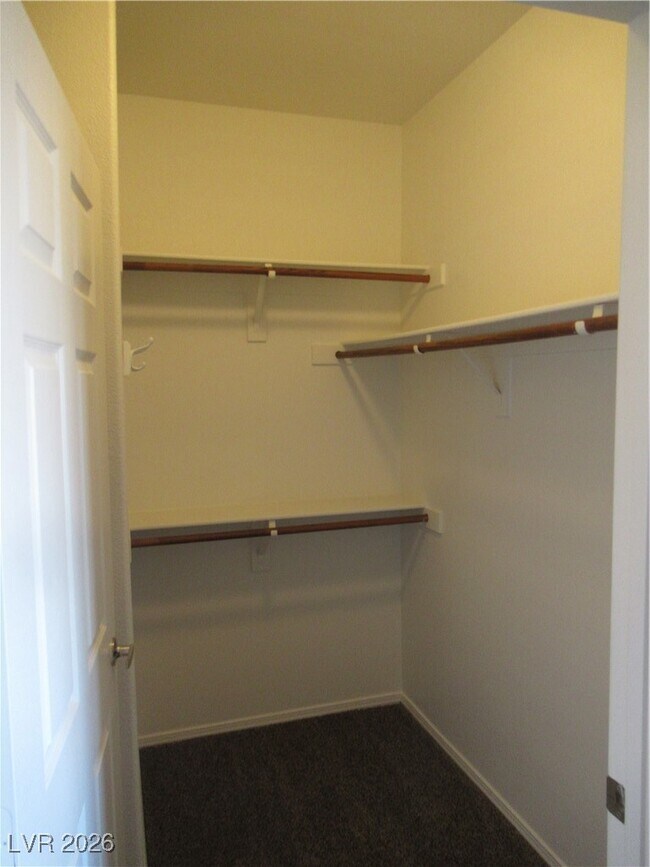 Building Photo - 1050 E Cactus Ave