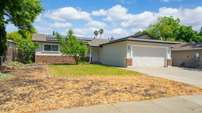 Building Photo - 1661 California Dr