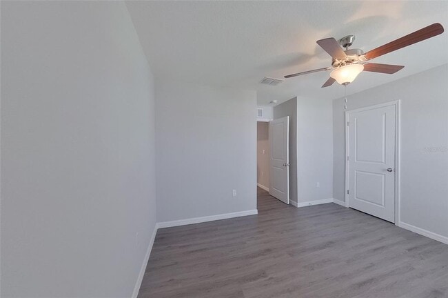 Building Photo - 8597 SW 44th Ct