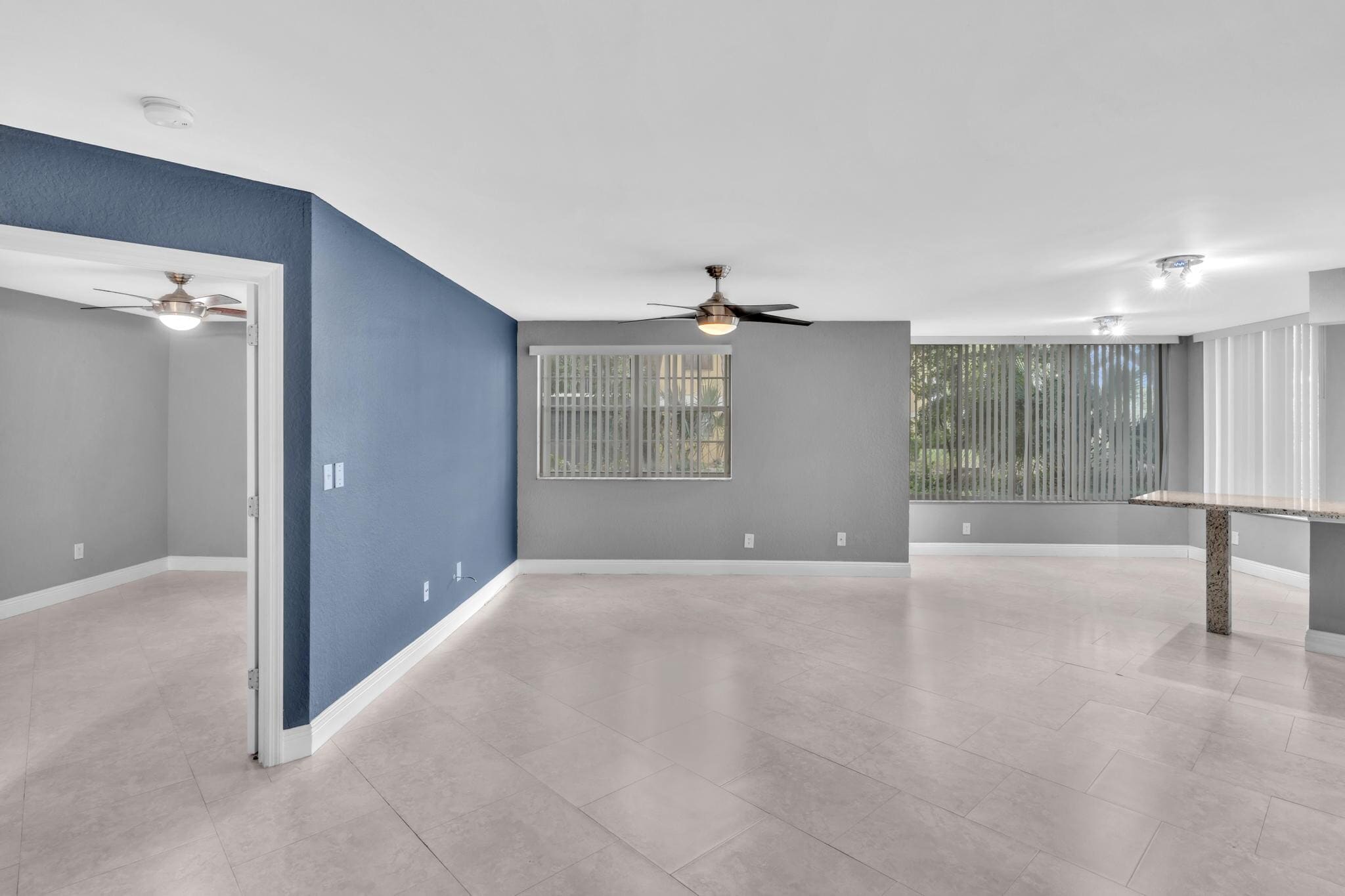 Building Photo - 2881 N Oakland Forest Dr
