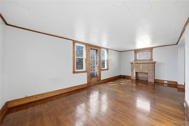 Building Photo - 220 Dartmouth Ave