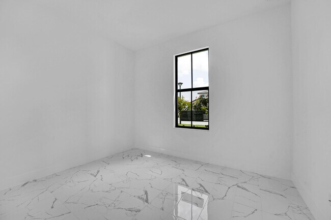 Building Photo - 9533 St Germain Dr