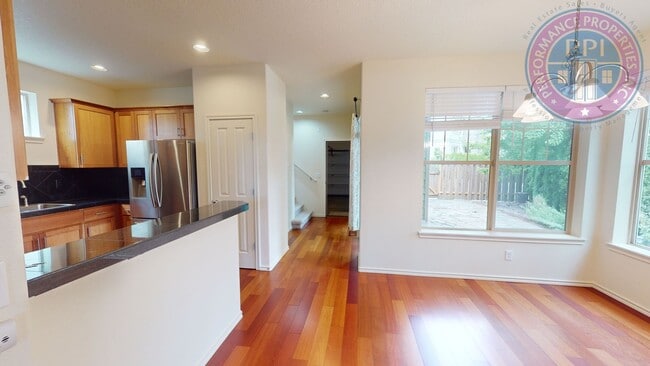 Building Photo - Bethany - Luxury Home, Central Air-Conditioning, Community Pool, Pet Welcome