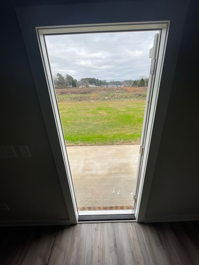 Building Photo - Home for Rent in Oak Grove, AL!! Available to View Now!!!