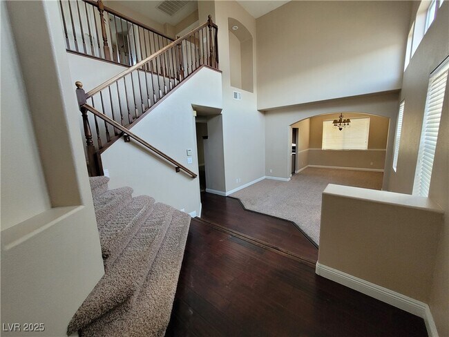 Building Photo - 2467 Sheltered Meadows Ln