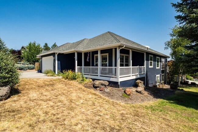 Building Photo - 3408 SW Xero Ct