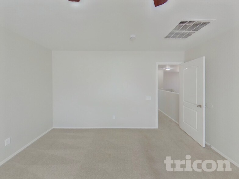 Building Photo - 19101 N Meghan Dr