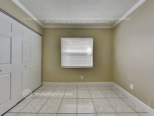 Building Photo - 4037 Eastridge Dr