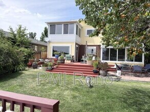Building Photo - 744 Diogenes Dr