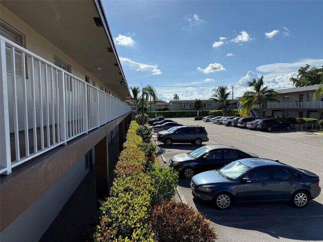 Building Photo - 7600 NW 4th Pl