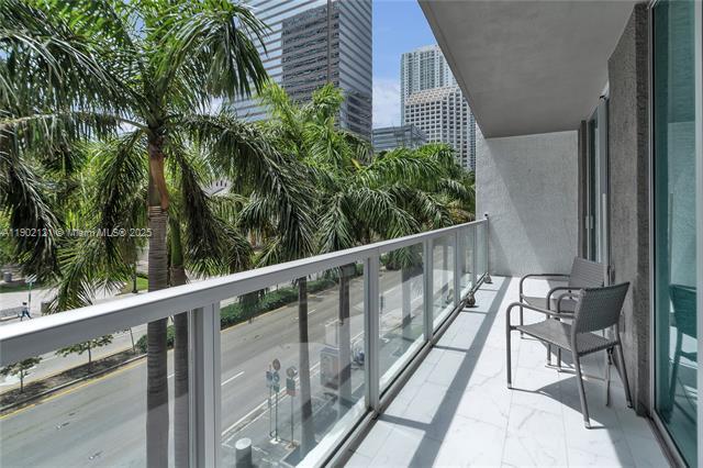 Building Photo - 500 Brickell West Condo