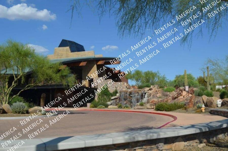 Building Photo - 1912 W Black Hill Rd