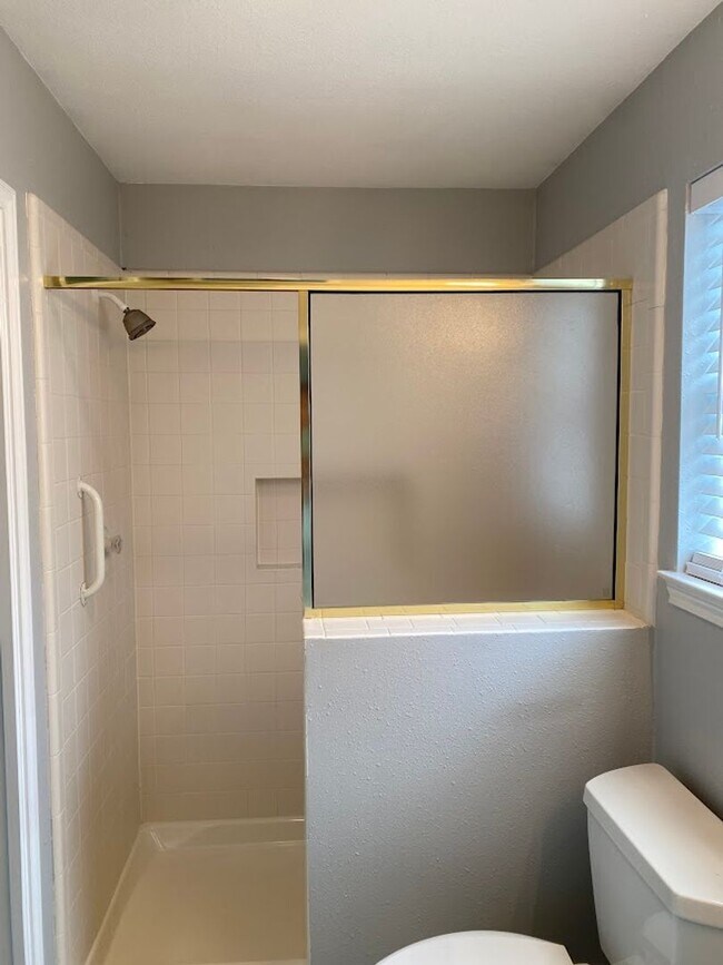 Building Photo - 13515 Demeter