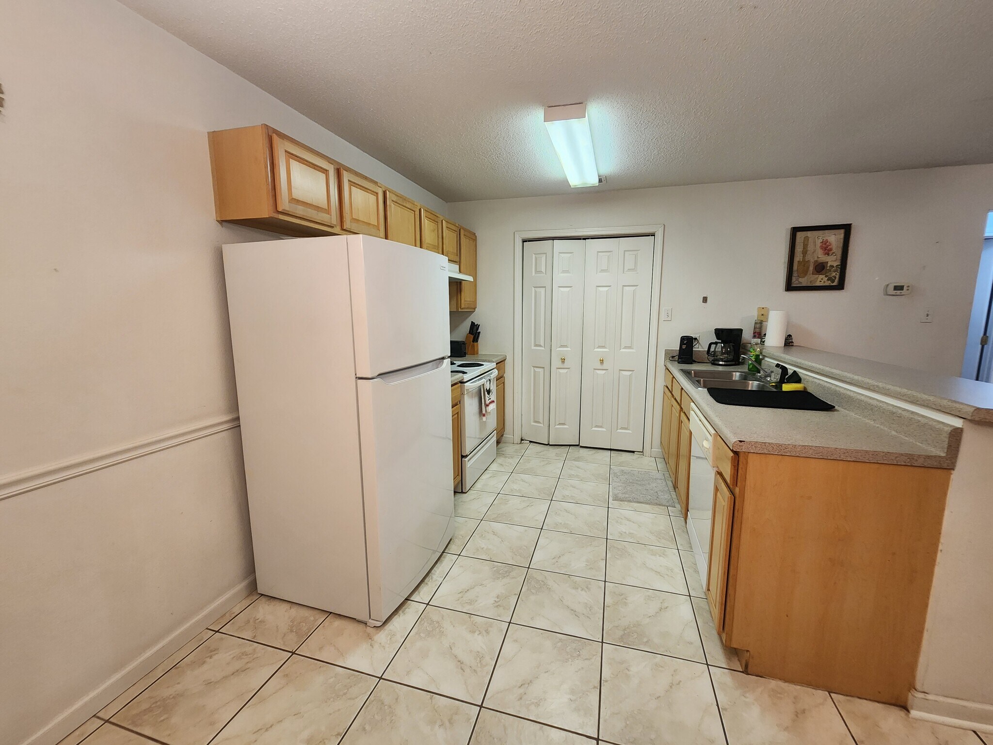Building Photo - 5080 Gautier Vancleave Rd