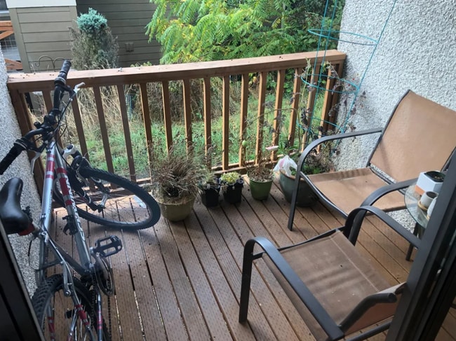 Building Photo - 1019 Lenora Ct