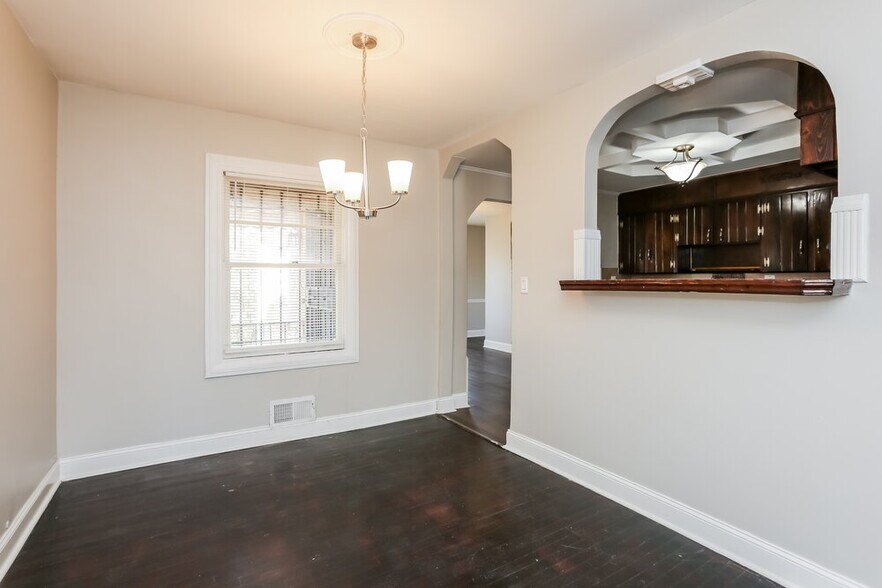 Building Photo - 3218 Bluebird Ln