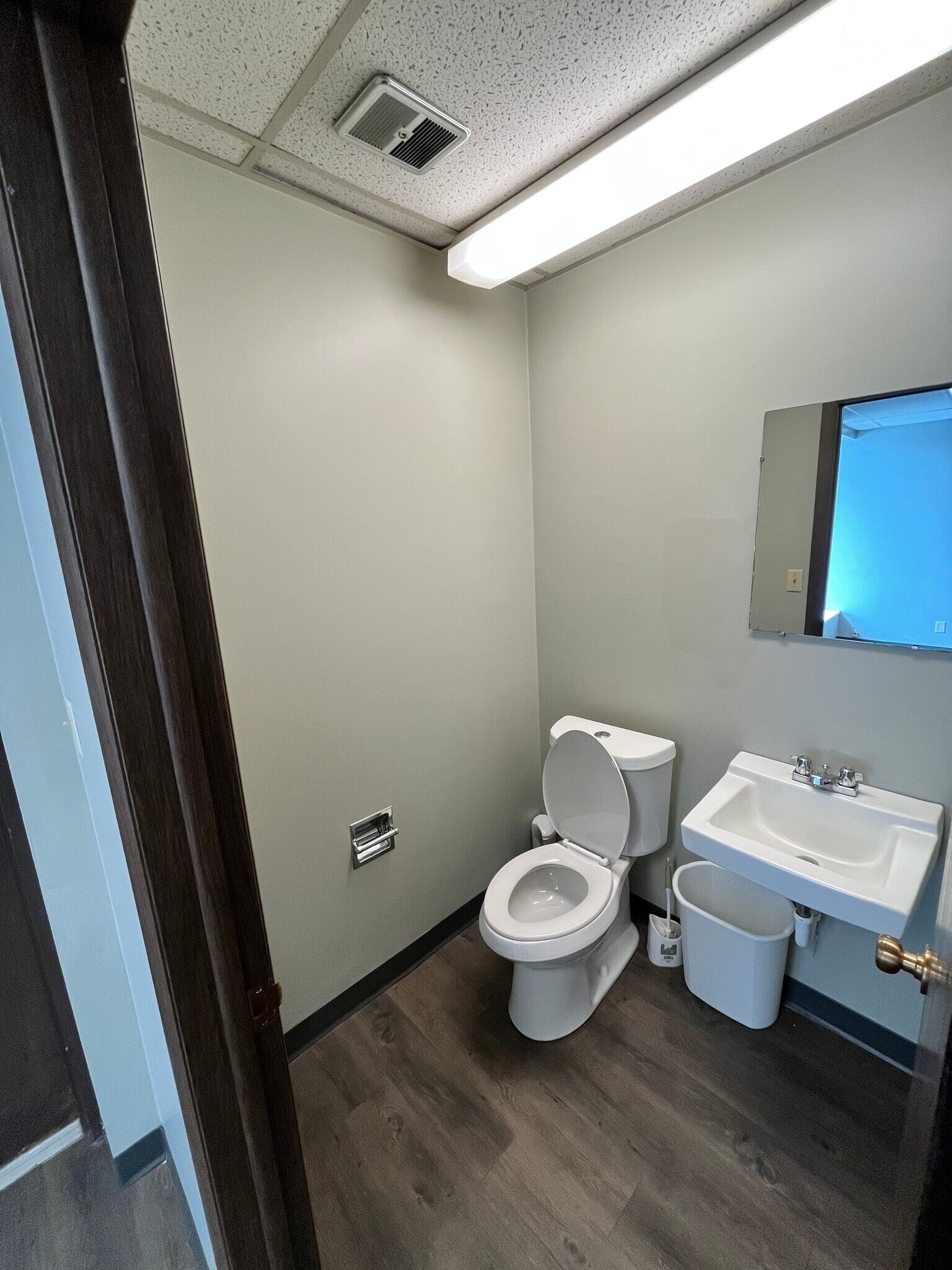 Building Photo - 1000 N 21st St