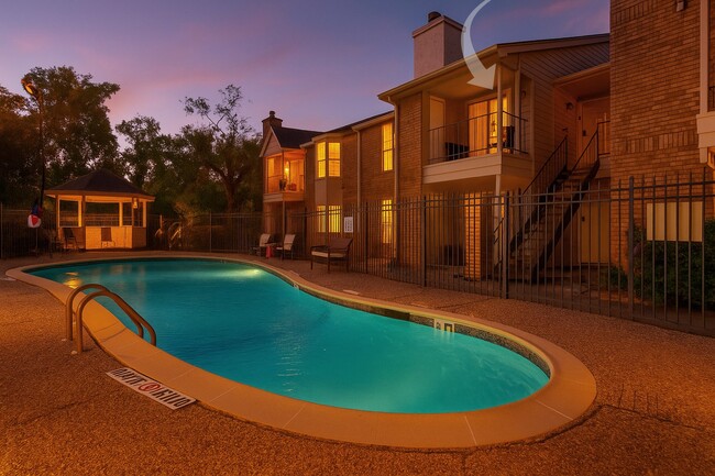 Building Photo - 3770 Lovers Wood Ln