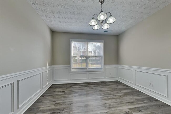 Building Photo - 368 Dunagan Chase Dr SE