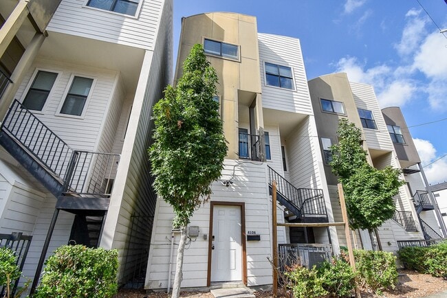 Building Photo - 4106 McKinney St