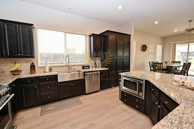 Building Photo - 531 Meridian Ave