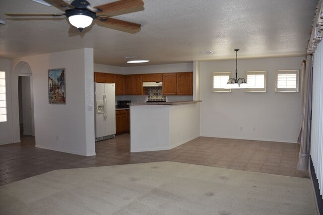 Building Photo - Great House Located in Winterhaven