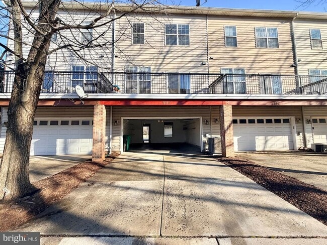 Building Photo - 9710 Washingtonian Blvd