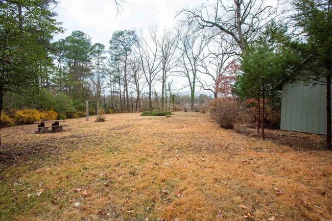 Building Photo - 13324 Alexander Rd