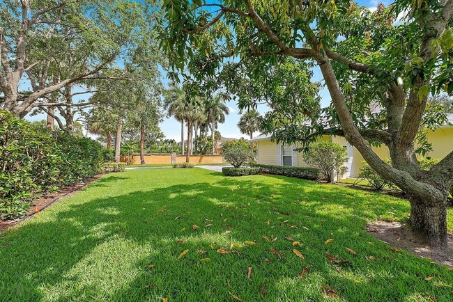 Building Photo - 19043 SE Jupiter River Dr