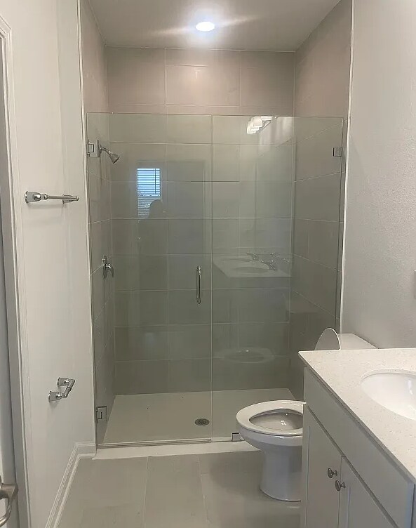 Building Photo - 563 Cherry Elm Dr