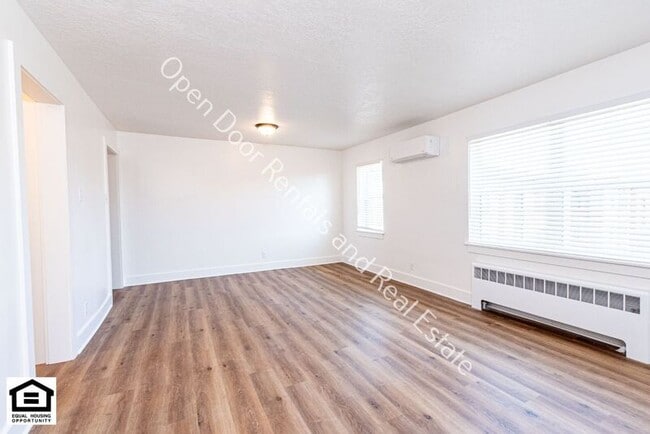 Building Photo - 1823 Griswold Dr