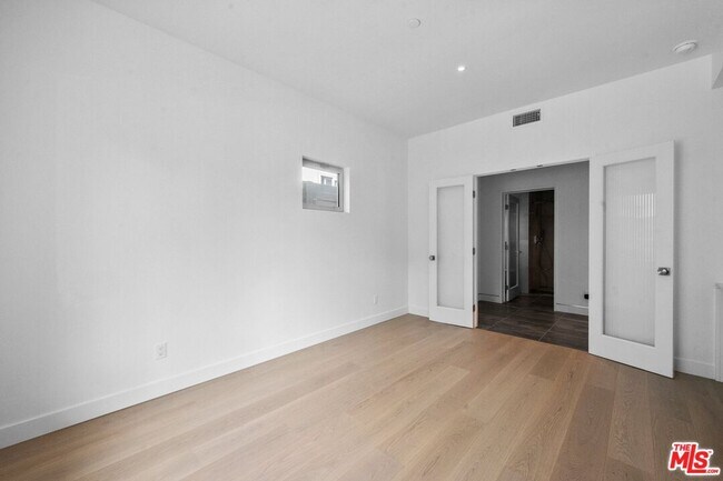Building Photo - 1227 23rd St