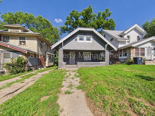 Building Photo - 5127 Olive St
